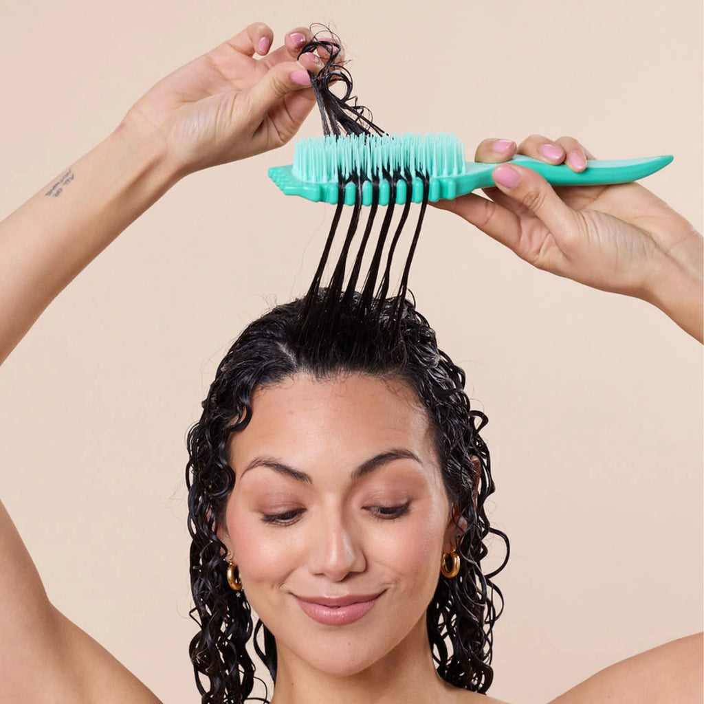 Bounce Curl Slick-Dense Define EdgeLift Brush Teal - in use on curly hair lifestyle shot
