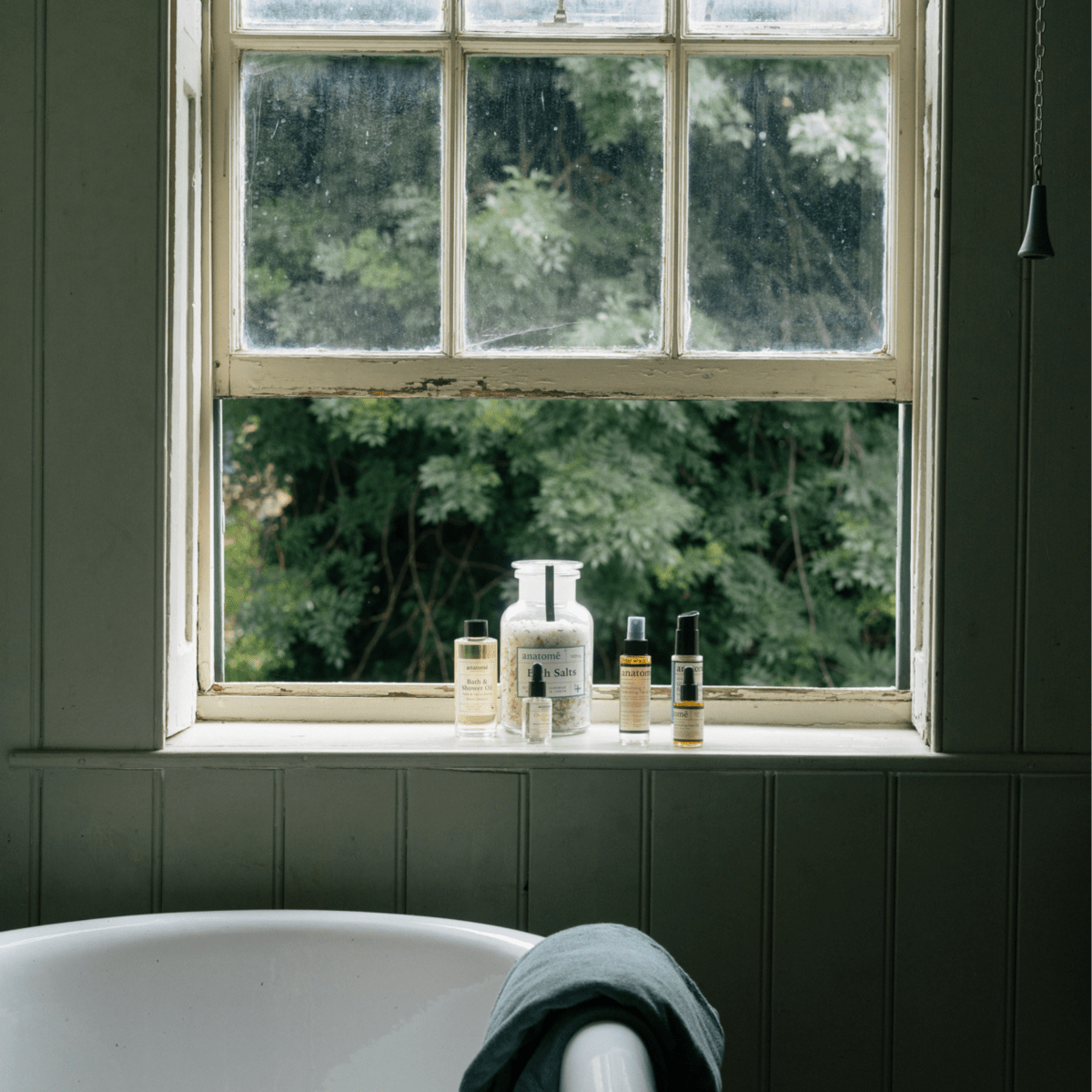 anatomē Relax + Sleep Chamomile Bath Salts